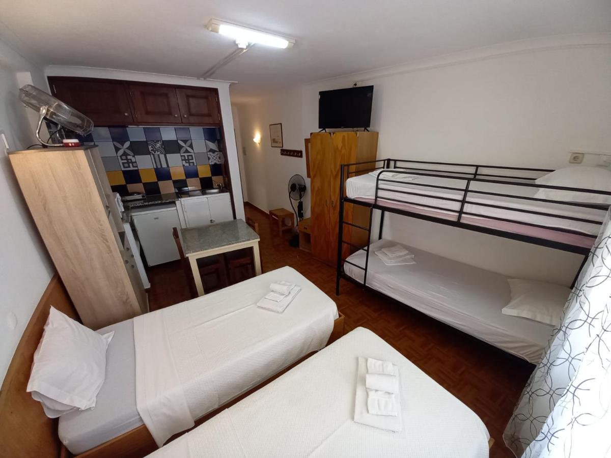 Dbv Guesthouse Lagos Exterior photo