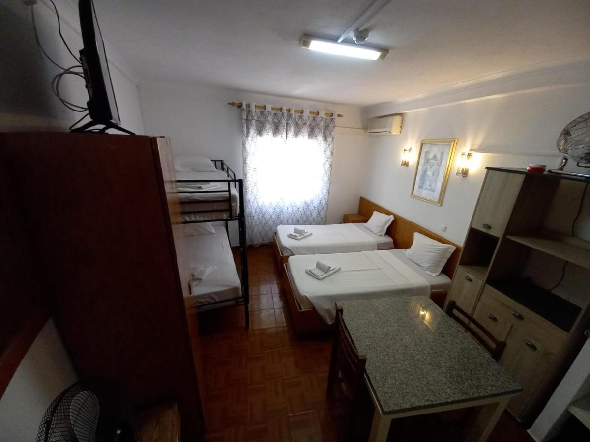 Dbv Guesthouse Lagos Exterior photo