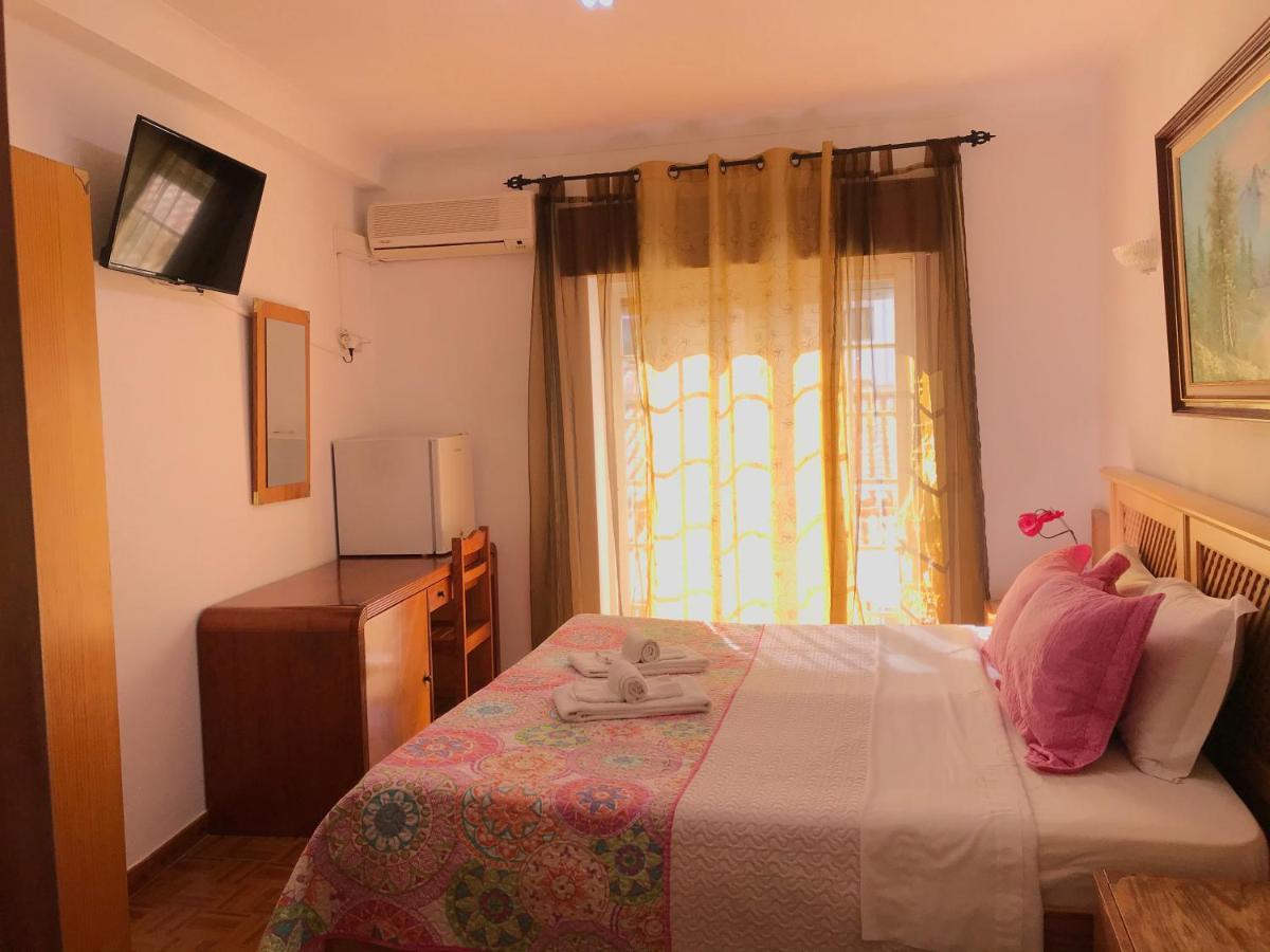 Dbv Guesthouse Lagos Exterior photo